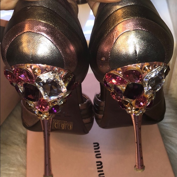 Beautiful Miu Miu heels - Picture 4 of 8